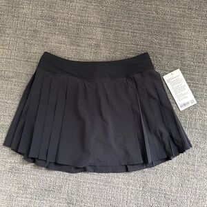 NWT Lululemon side pleat tennis skirt